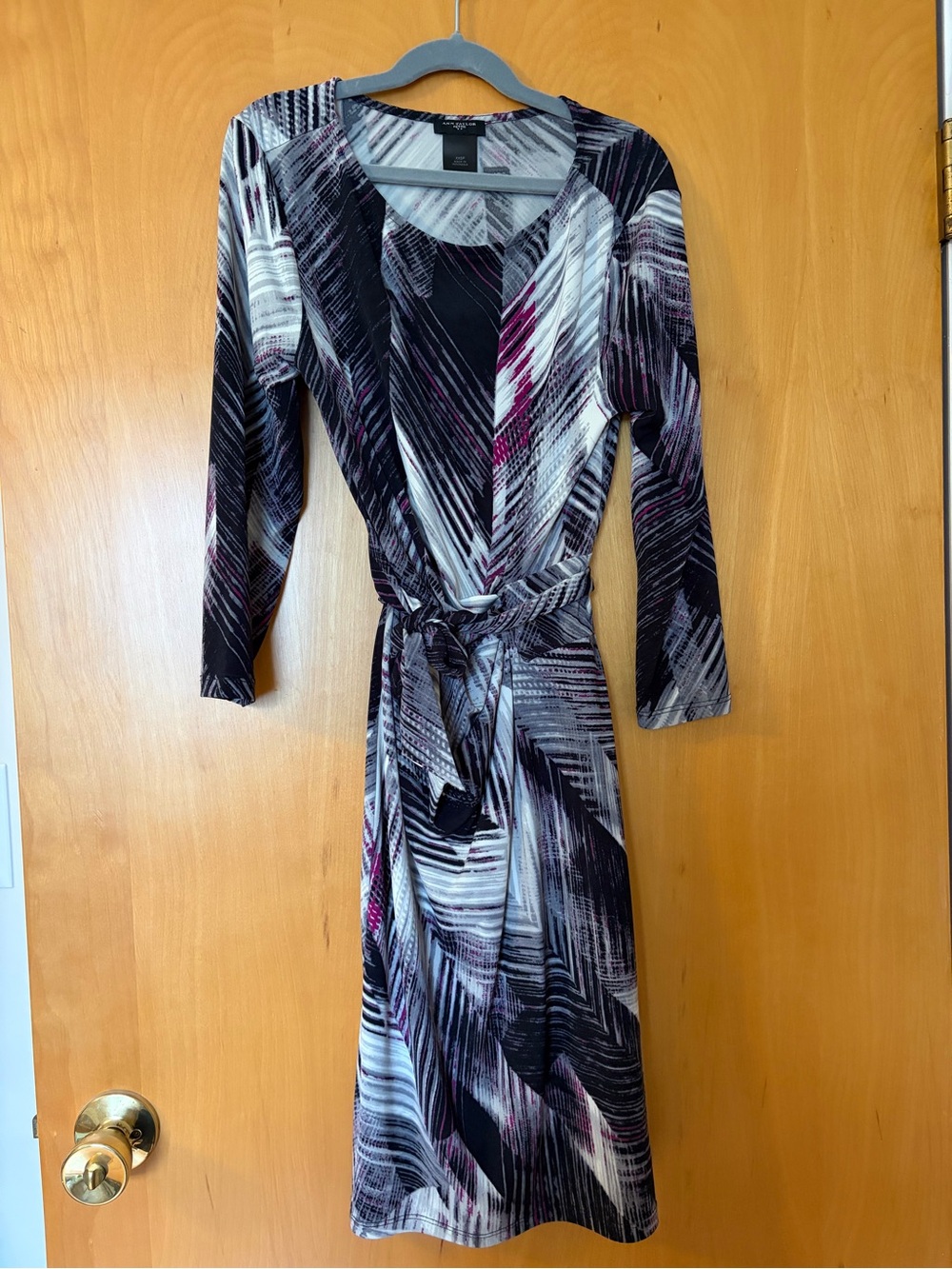 Ann Taylor Black, Gray & Purple Printed Wrap Dress